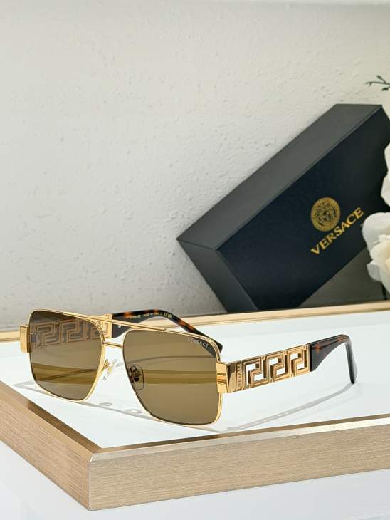 Picture of Versace Sunglasses _SKUfw79614787fw